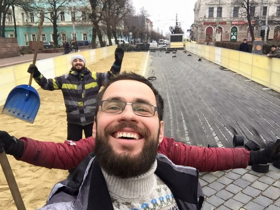 Безкоштовну ковзанку вже облаштовують (+подробиці від Павла Польового)