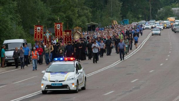 Хресний хід УПЦ Московського патріархату 2016: чернівецькі «нюанси»…
