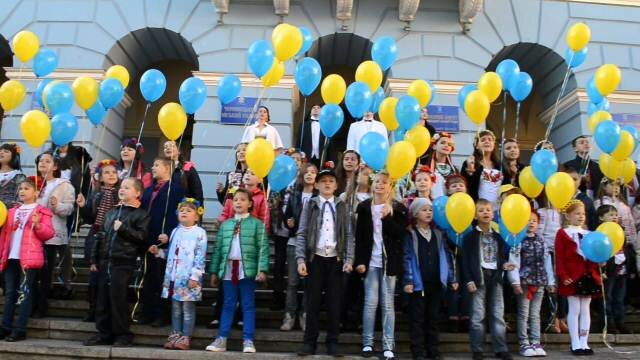 Chernivtsi-Ratusha-Denj-mista-2015-fakty